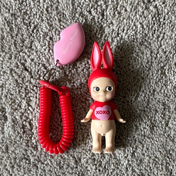 Authentic Sonny Angel Kiss Kiss Keychain Bunny
